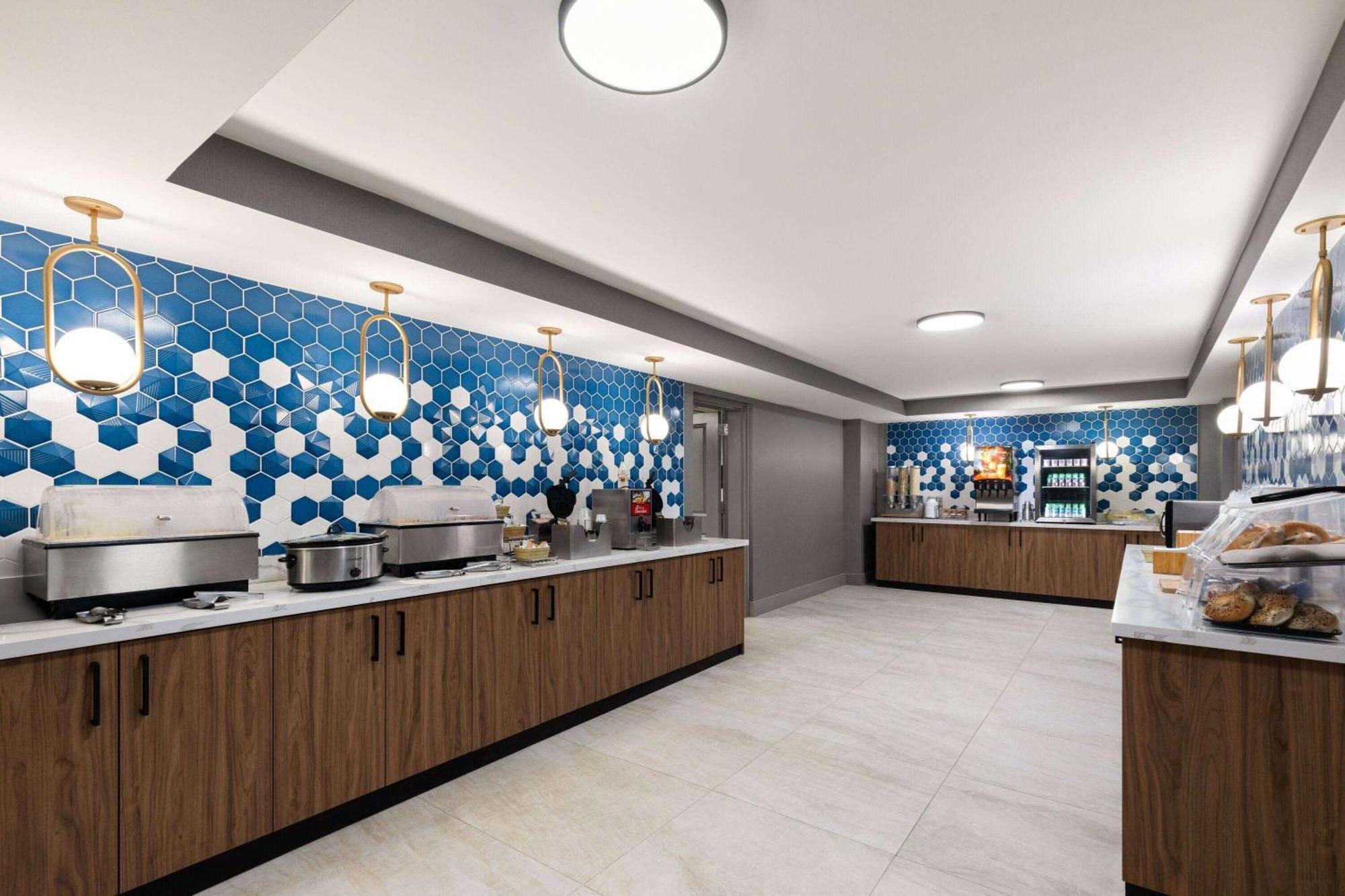 La Quinta By Wyndham Knoxville Central Papermill Εξωτερικό φωτογραφία