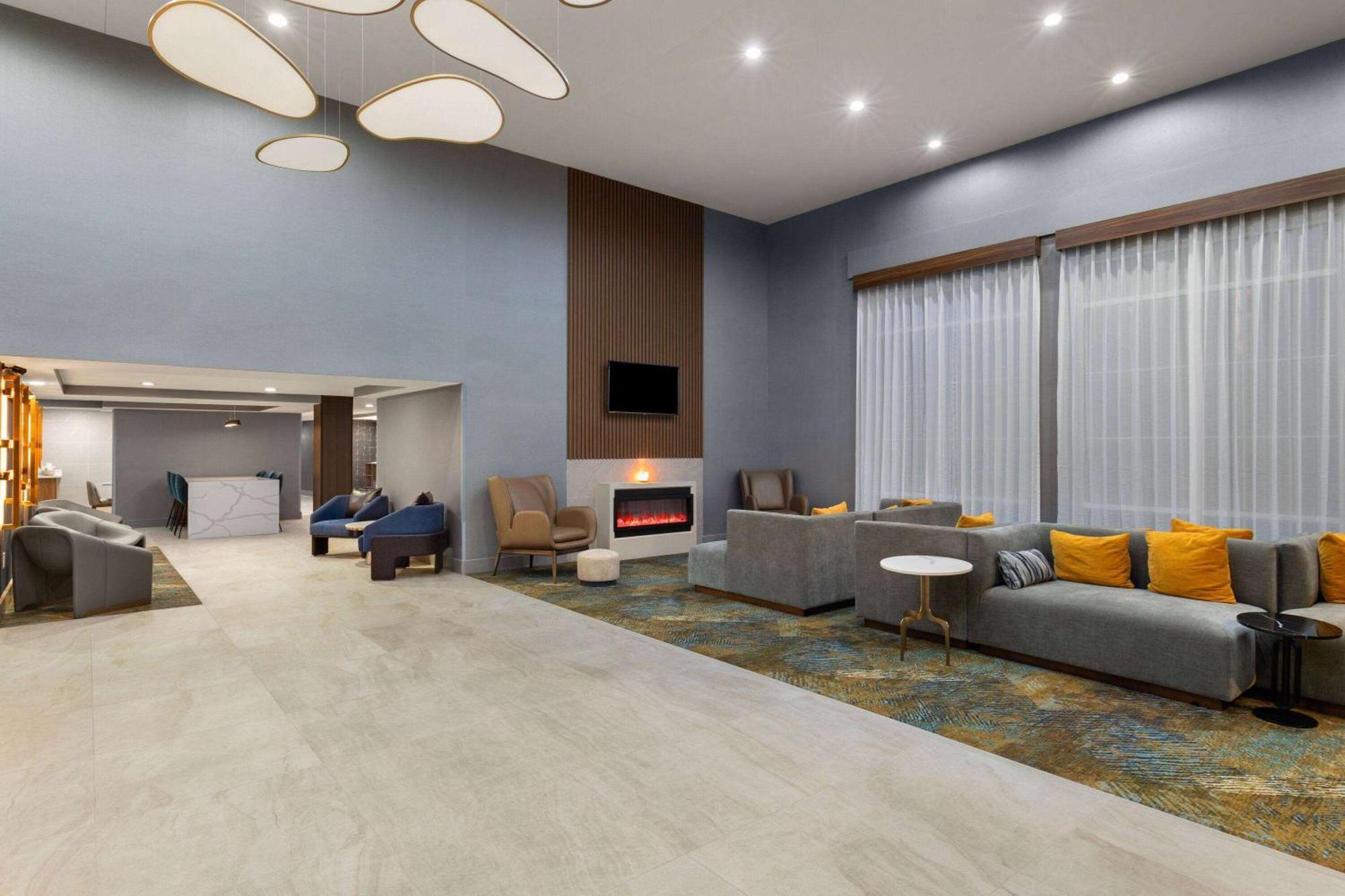 La Quinta By Wyndham Knoxville Central Papermill Εξωτερικό φωτογραφία