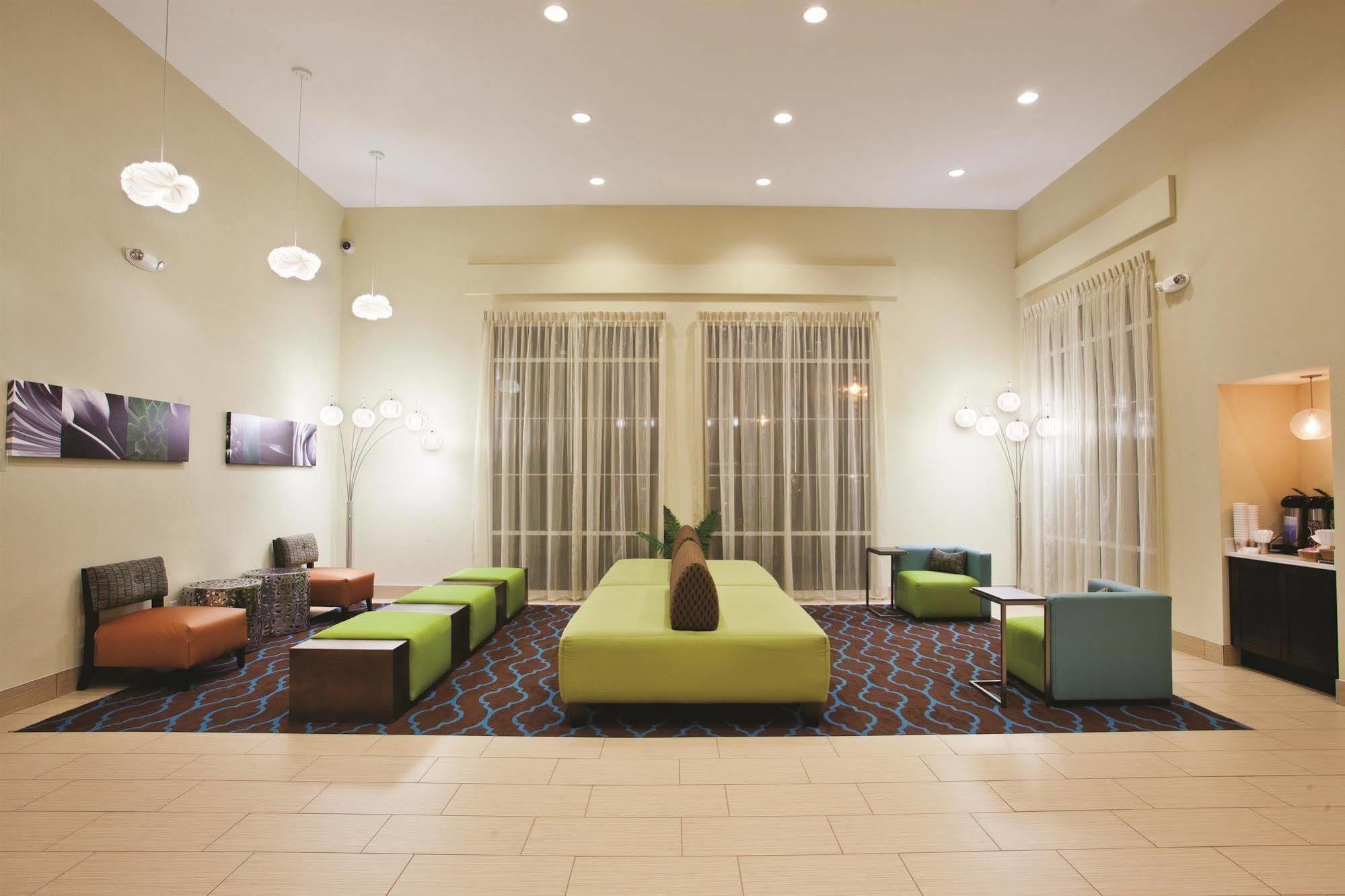 La Quinta By Wyndham Knoxville Central Papermill Εξωτερικό φωτογραφία