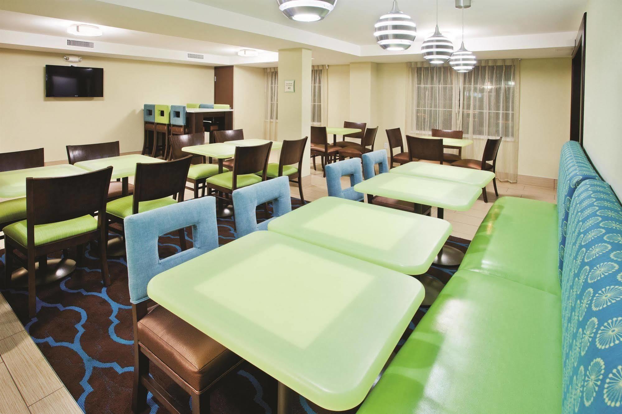 La Quinta By Wyndham Knoxville Central Papermill Εξωτερικό φωτογραφία
