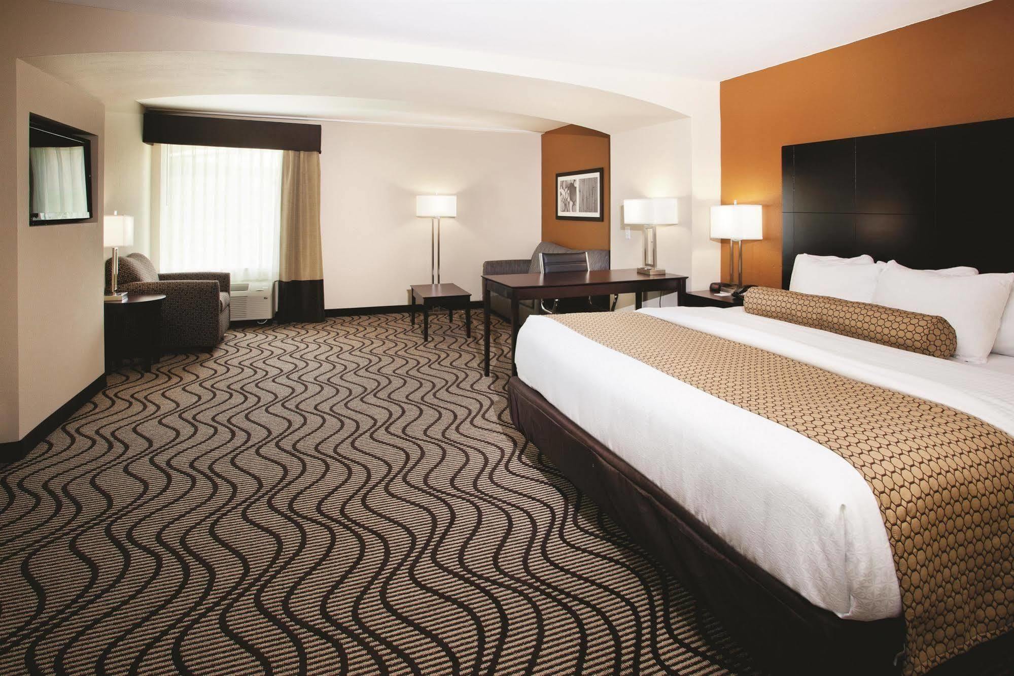 La Quinta By Wyndham Knoxville Central Papermill Εξωτερικό φωτογραφία