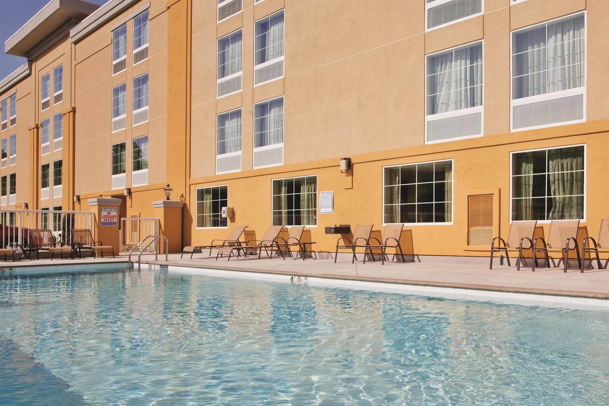 La Quinta By Wyndham Knoxville Central Papermill Εξωτερικό φωτογραφία
