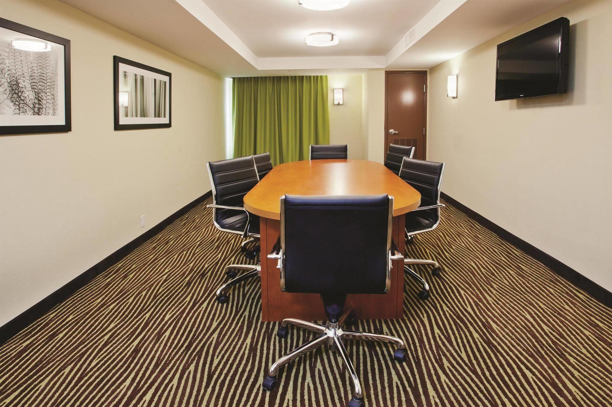 La Quinta By Wyndham Knoxville Central Papermill Εξωτερικό φωτογραφία